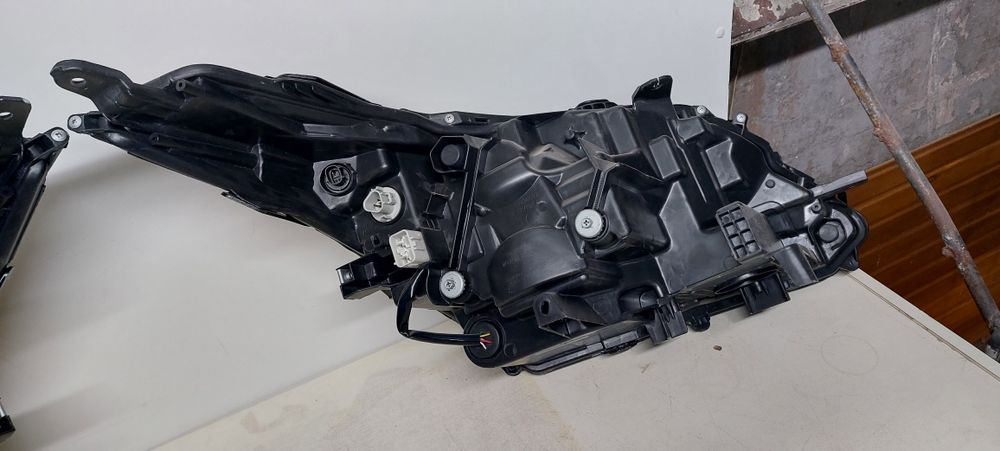 Фара Lexus RX 2016 2017 2018 2019 2020 фари ліва права оптика