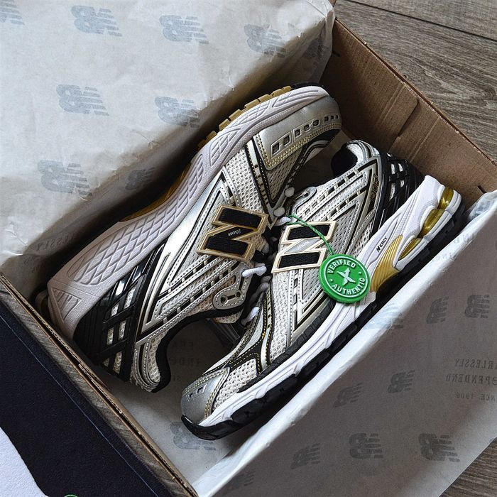 Мужские кроссовки New Balance 1906R Protection Pack "White Metallic Gold" Размеры 40-45