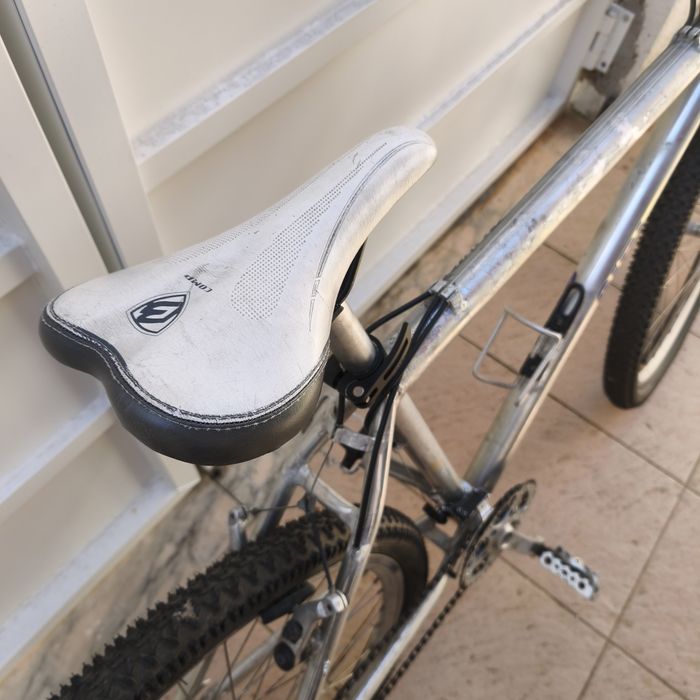 Bicicleta Sirla Alumínio