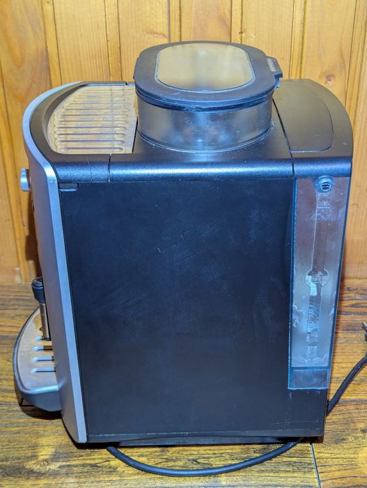 Продаю кавову машину Krups Espresseria Automatic EA8050