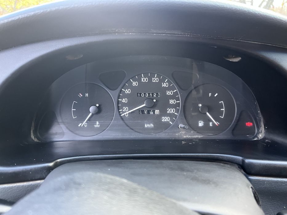 Продаю автомобіль Daewoo sens