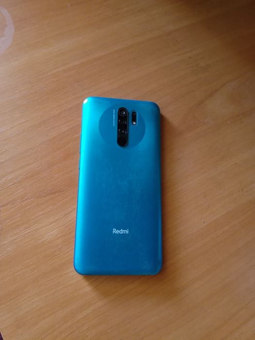 Xiaomi Redmi Note 9   4гб  64гб  еневсі в захисному склі та чохол торг