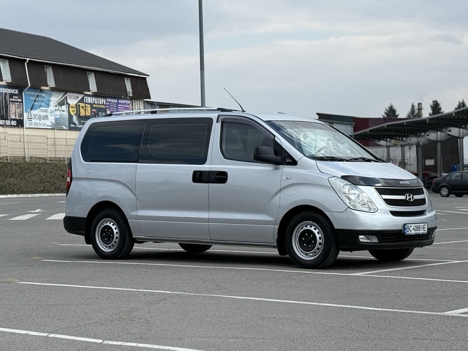Бус Hyundai H-1 (2009) Пасажир 9 місць, торг, обмін, лізинг, кредит