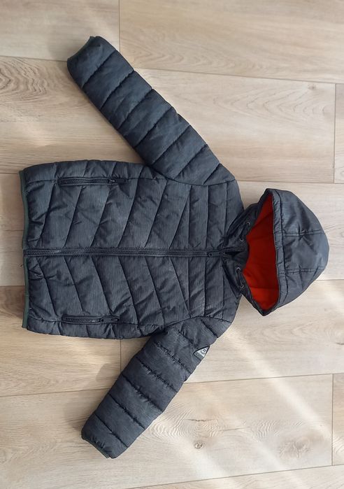 Куртка дитяча 122 зріст