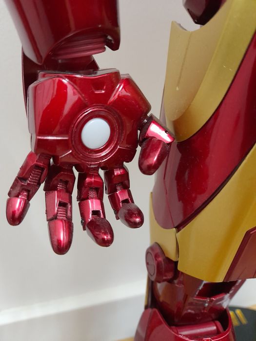 IRON MAN-model kolekcjonerski