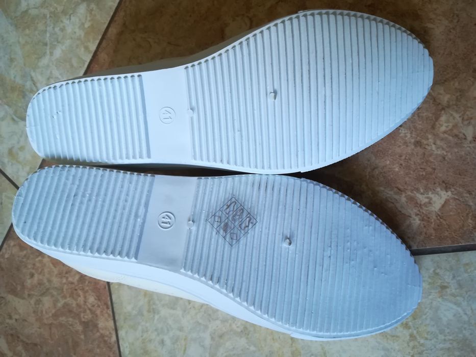 Buty na wiosenne r. 40/41