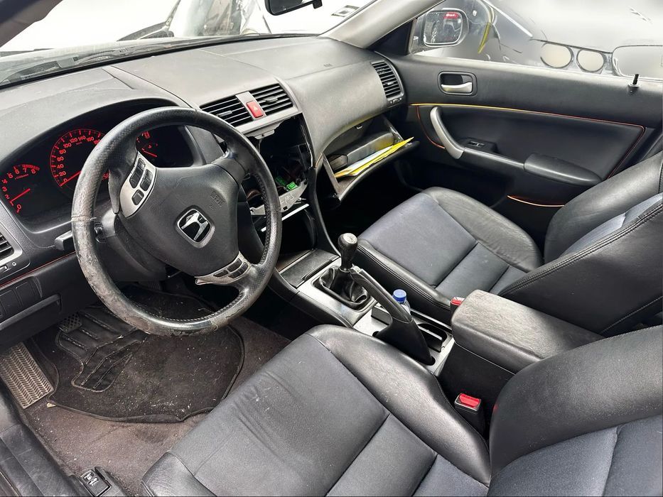 Honda Accord 2.0i de 2003 para peças