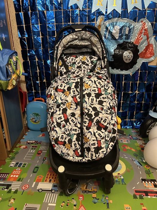 Продам прогулянкову каляску в хорошому стані.