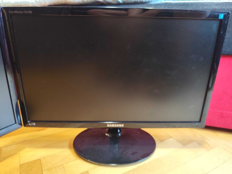 Monitor Samsung 22 cale LED Full HD - Model S22A300N