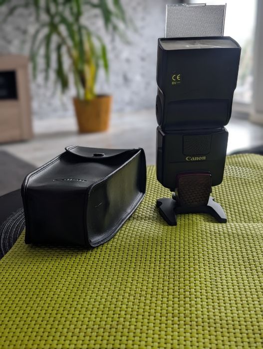 Lampa błyskowa Canon Speedlite 550