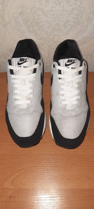 Кросівки Nike Air Max 1 Essential