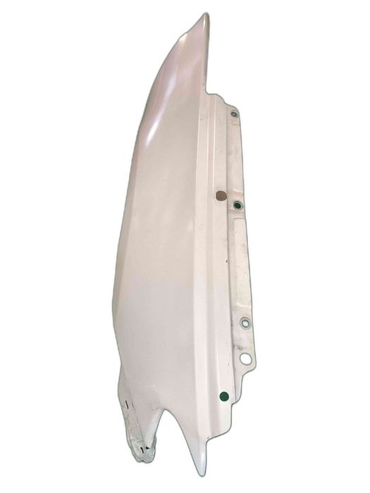 Guarda-lamas Direito VW SCIROCCO III 1K8821106 (OEM)