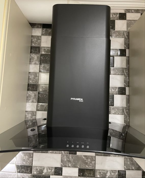 Витяжка Piramida