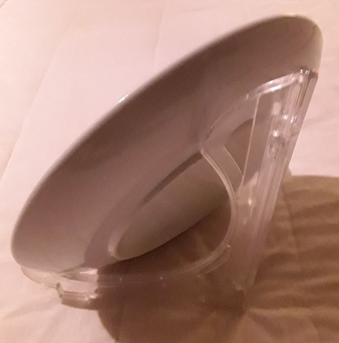 Prato decorativo com flores laranjas com 22 cm