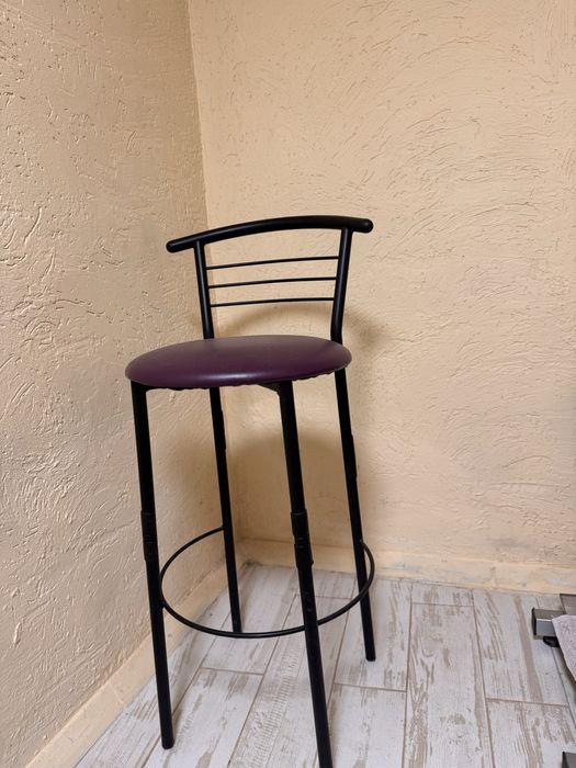 Стул бровиста,барный стул