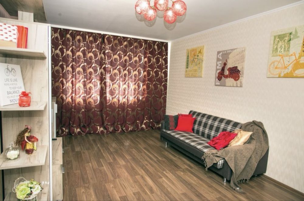 Подобово 2-х кімнатна квартира на Поділлі