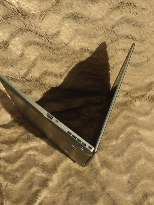 продам ноутбук lenovo thinkpad x1 carbon