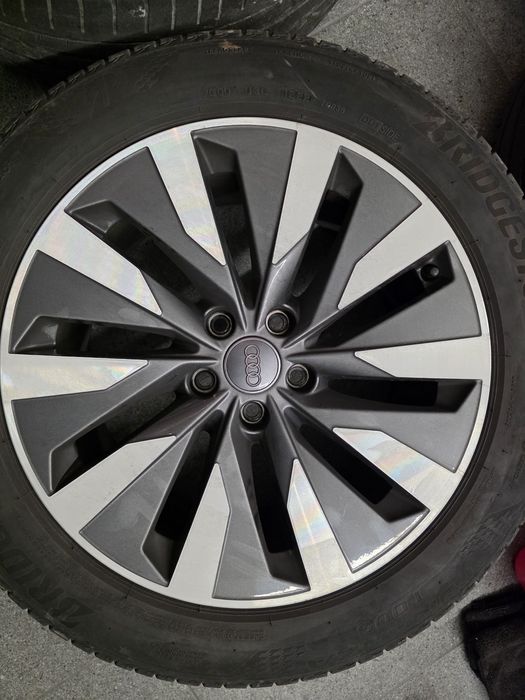 Alufelgi koła Audi OEM 4K0 A6 C8 A7 C7 18 cali komplet