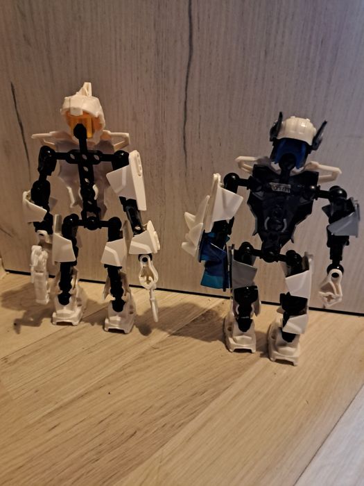 Roboty MOC z części Hero Factory