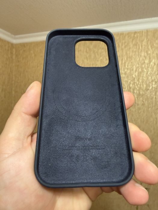 Чехол iphone 16 pro оригінал