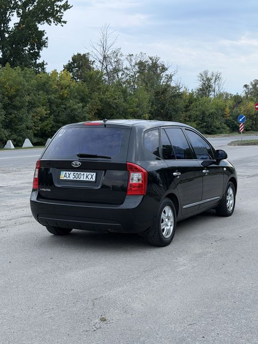 Kia Carens 2009 - 2.0 бензин