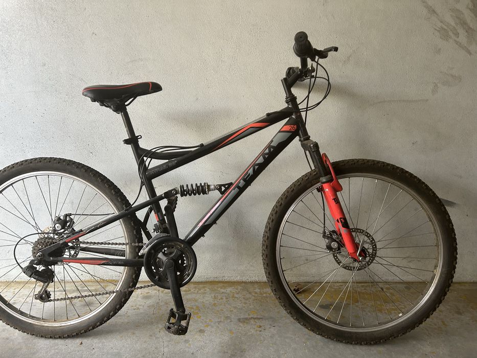 bicicleta Hyper Team