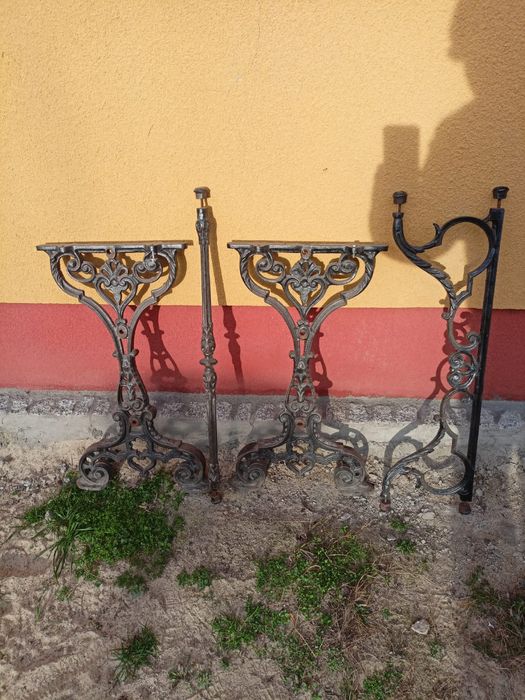 Stol zeliwny uzywany