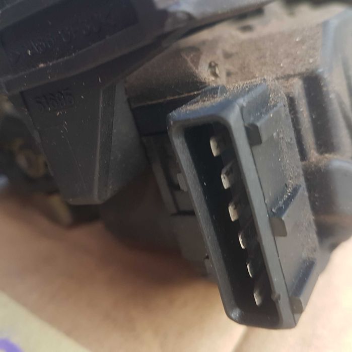 przepustnica wtrysk silnik krokowy potencjometr peugeot 106 citroen ZX