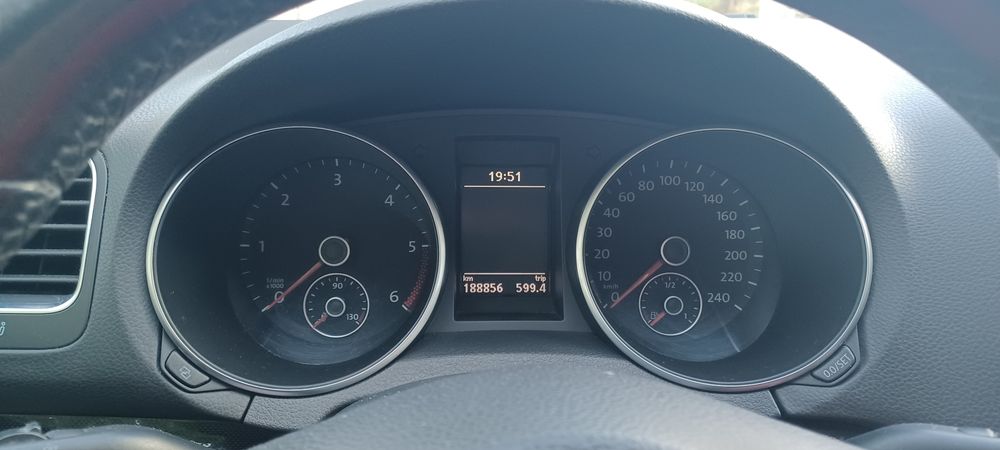 VW  Golf 1.6 TDI