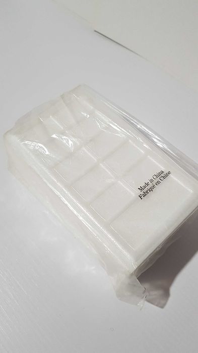 Палитры для макияжа или крема одноразовые