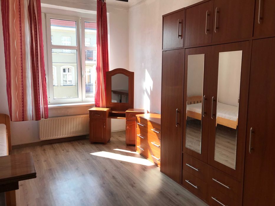 Duży, ponad 20m2 pokój do wynajęcia w centrum Poznania