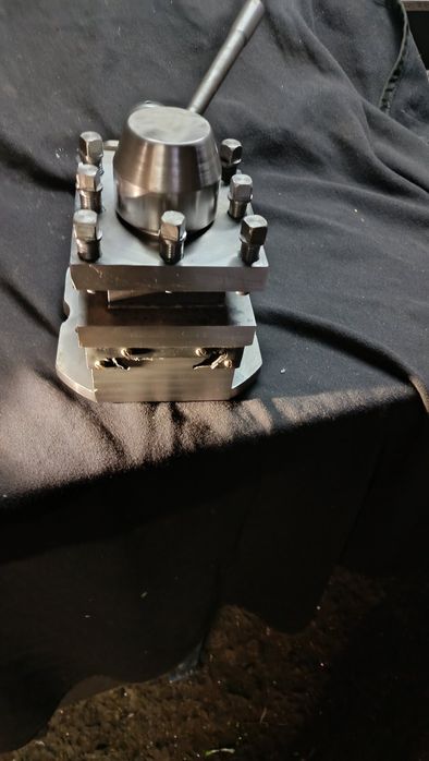 Продам малу продольну на токарний станок.