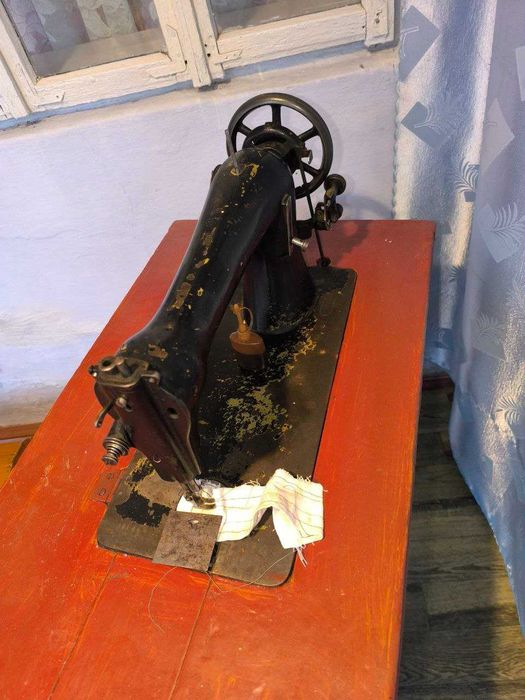 Швейна машинка Кayser пр. Німечина старовина.