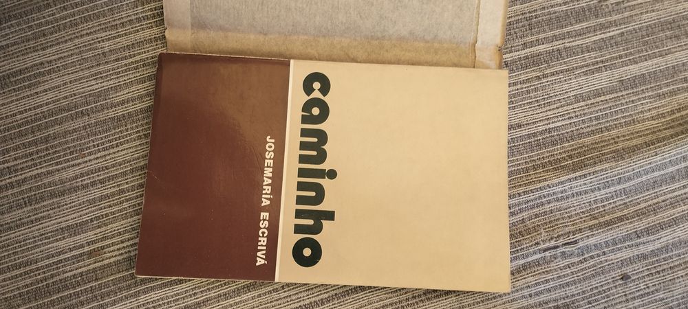 Livros muito antigos