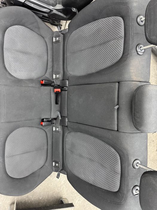 Bancos e forras de portas BMW X1 de 2020