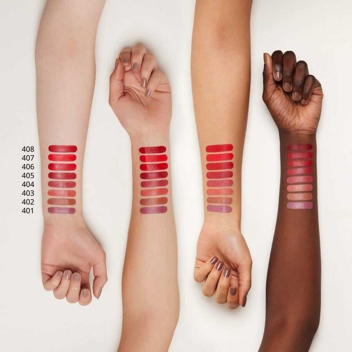 Зволожувальна помада  Essence Hydra Matte Lipstick 405 Berry Special