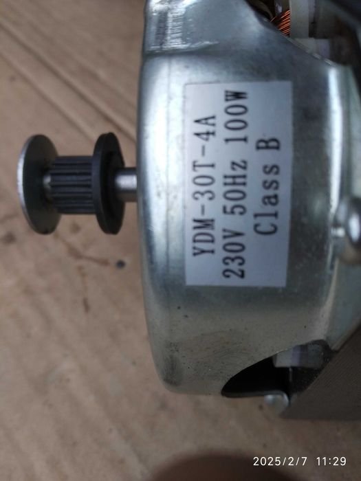 silnik silniczek jednofazowy 230 V nowy