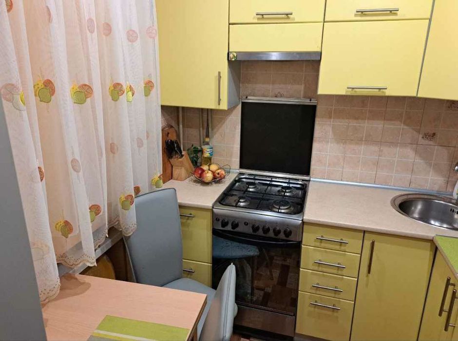 Продается 3х комнатная квартира, 2/5 этаж, б Центральный , сертификат