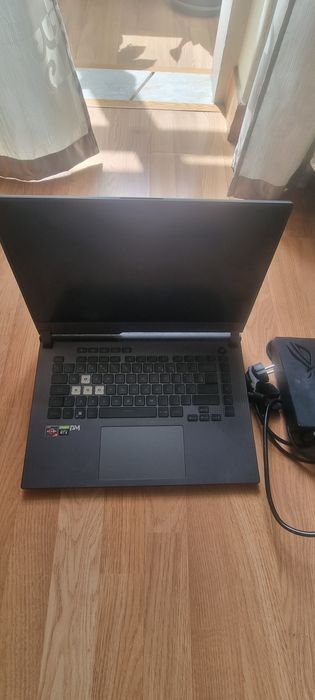 Asus ROG Strix G15. Processador: AMD Ryzen 7 4800H (8 núcleos, 4,2 GHz). NÃO LIGA.