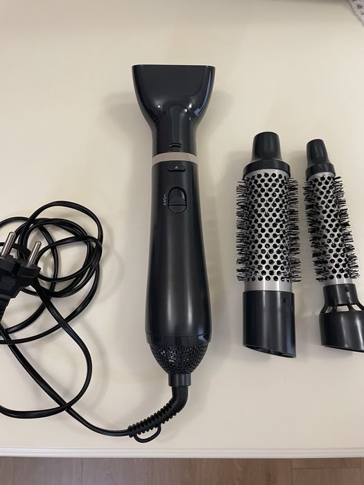 Фен-щітка philips