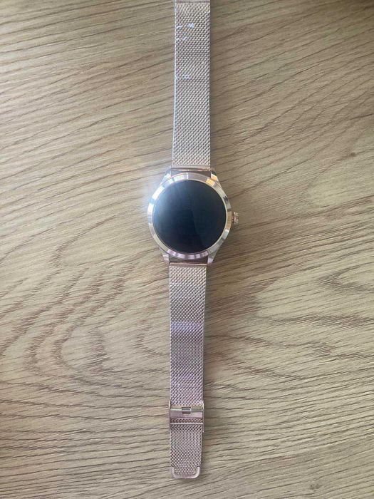 Nowy smartwatch Maxcom Gold