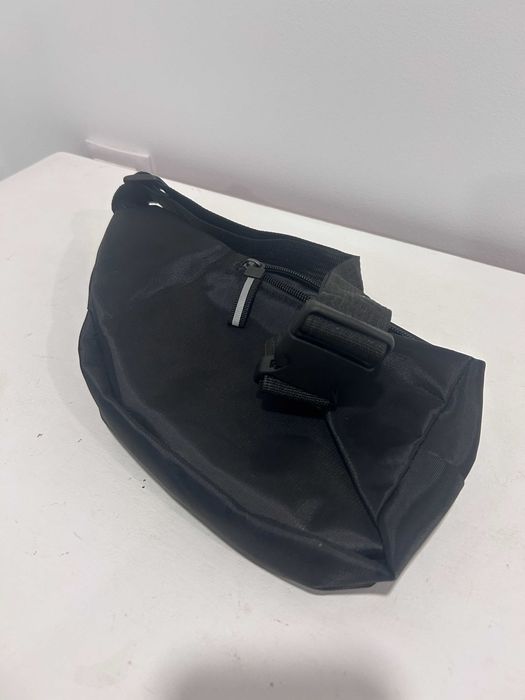 Bolsa de Cintura Desportiva Preta - Nova