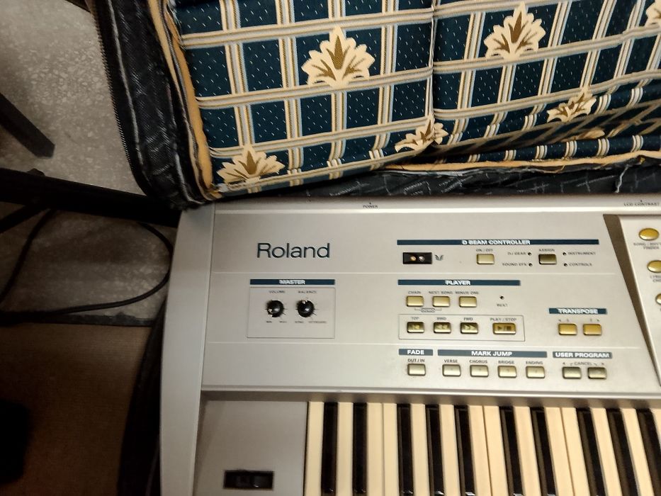 Sprzedam keyboard Roland sentyzato Discower 5
