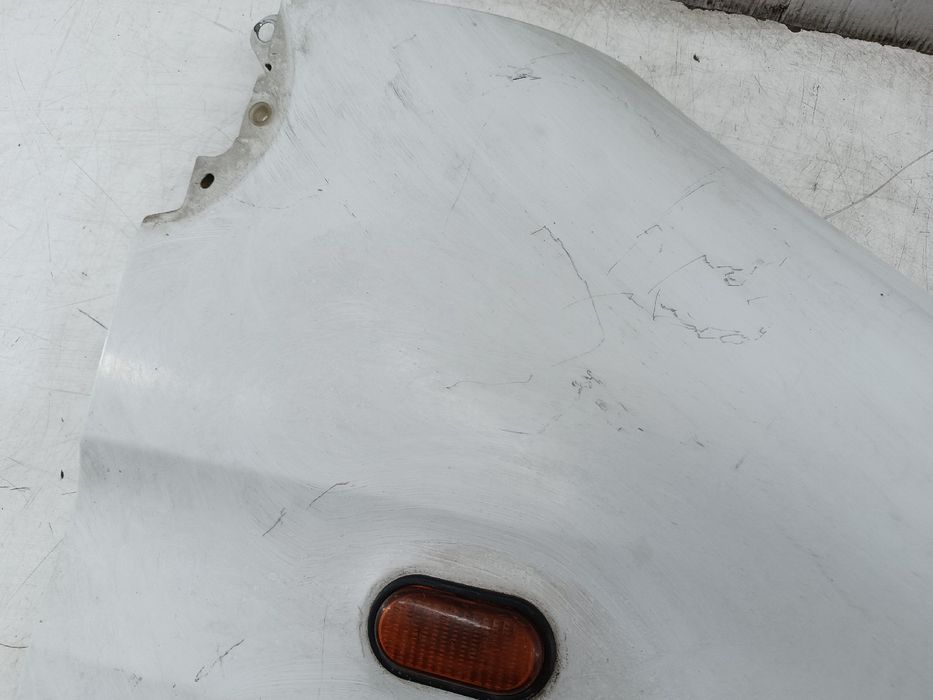 Guarda lamas direito - renault master ii caixa (fd) | 98 -