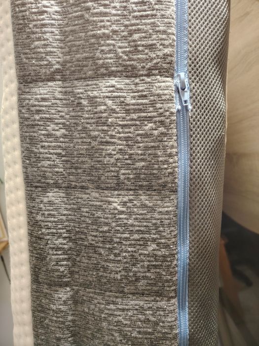 Mało używany materac