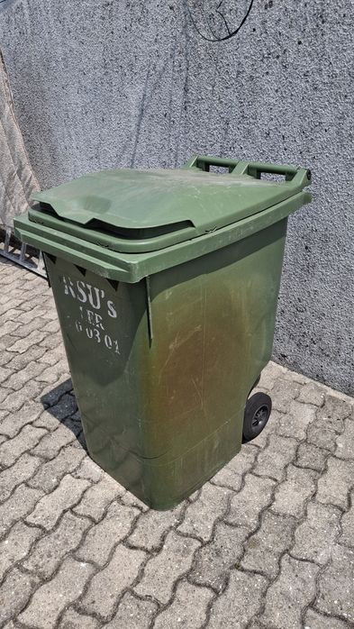 Caixote do lixo!