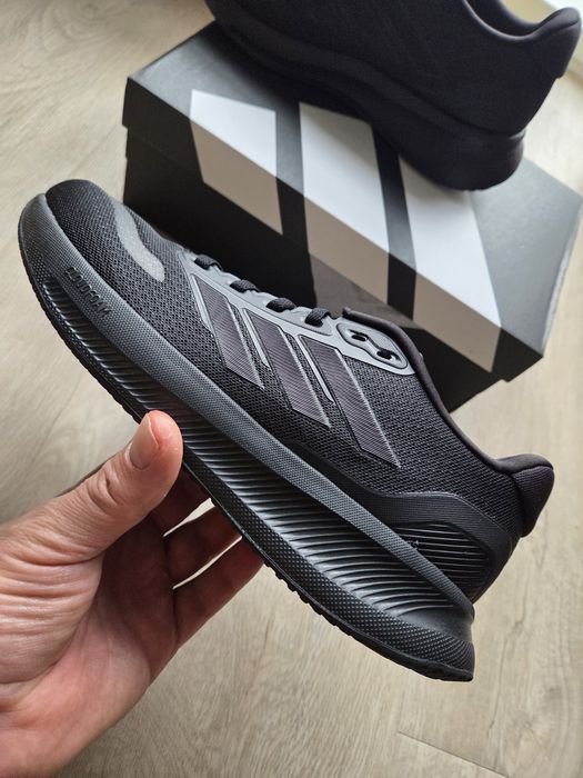 Кросівки бігові Adidas Runfalcon 5 Wide W