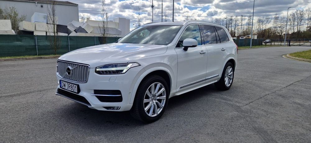 Volvo XC 90 Volvo XC90 D5 Inscription 7 os./panorama