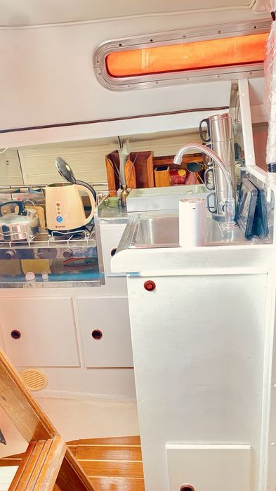 Яхта Colvic UFO 27