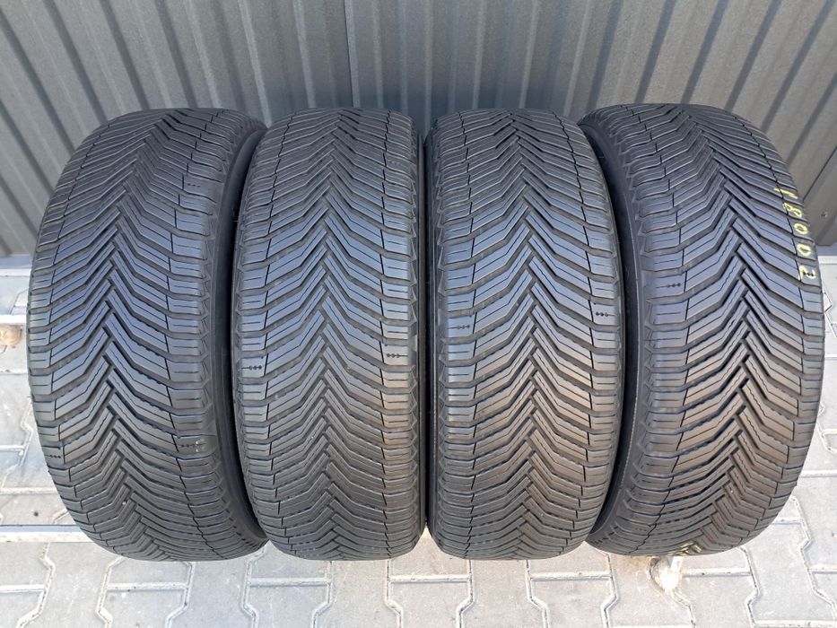 Резина, шина всесезонна, 235/55 R19 Michelin Cross Climate 2 VOL (арт 18002)